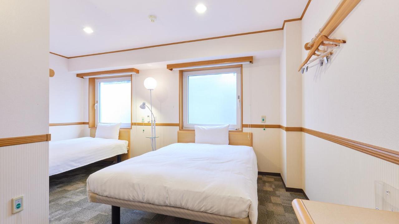 Toyoko Inn Tokyo Nihombashi Ningyocho Стая снимка