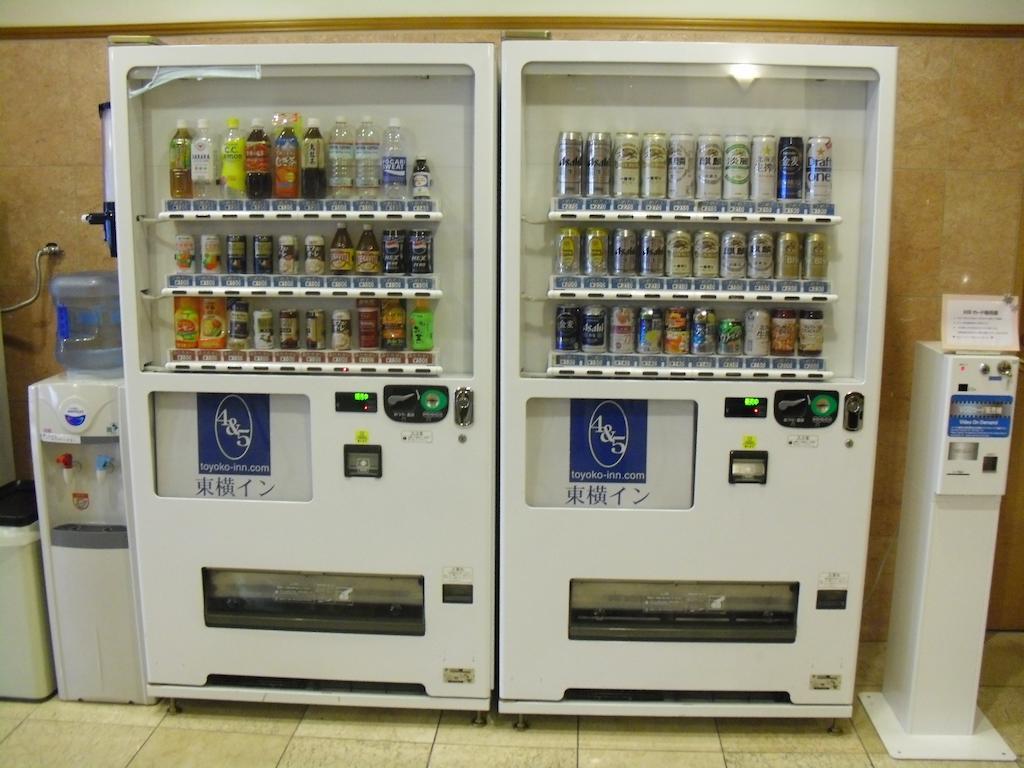Toyoko Inn Tokyo Nihombashi Ningyocho Екстериор снимка