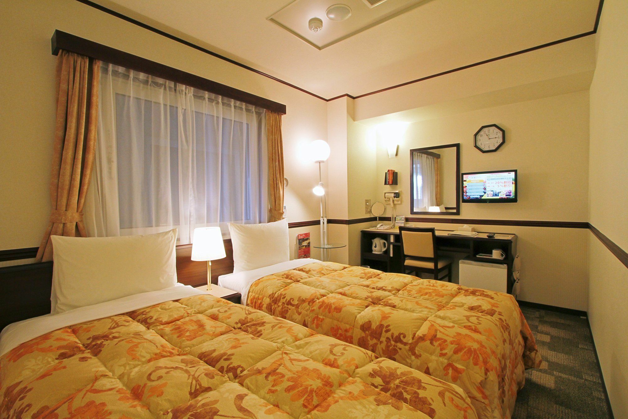 Toyoko Inn Tokyo Nihombashi Ningyocho Екстериор снимка